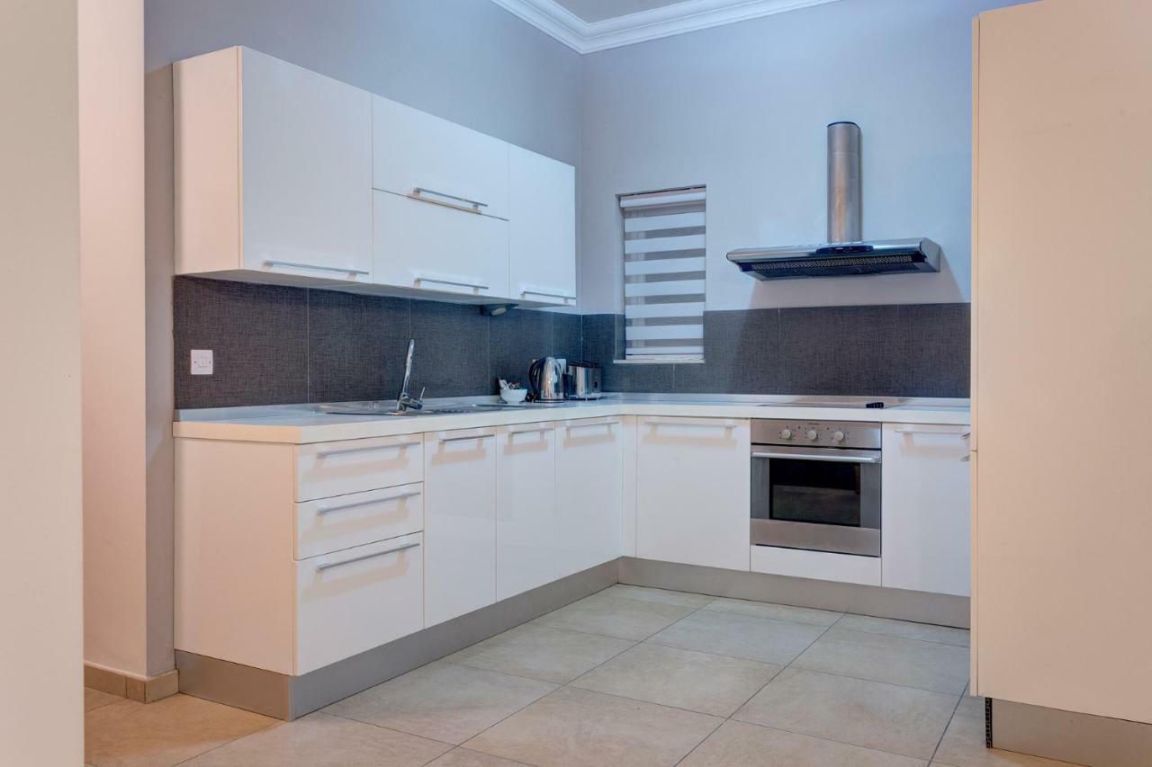 Gorgeous Apartment With Terrace In Fort Cambridge, Pool سليمة المظهر الخارجي الصورة